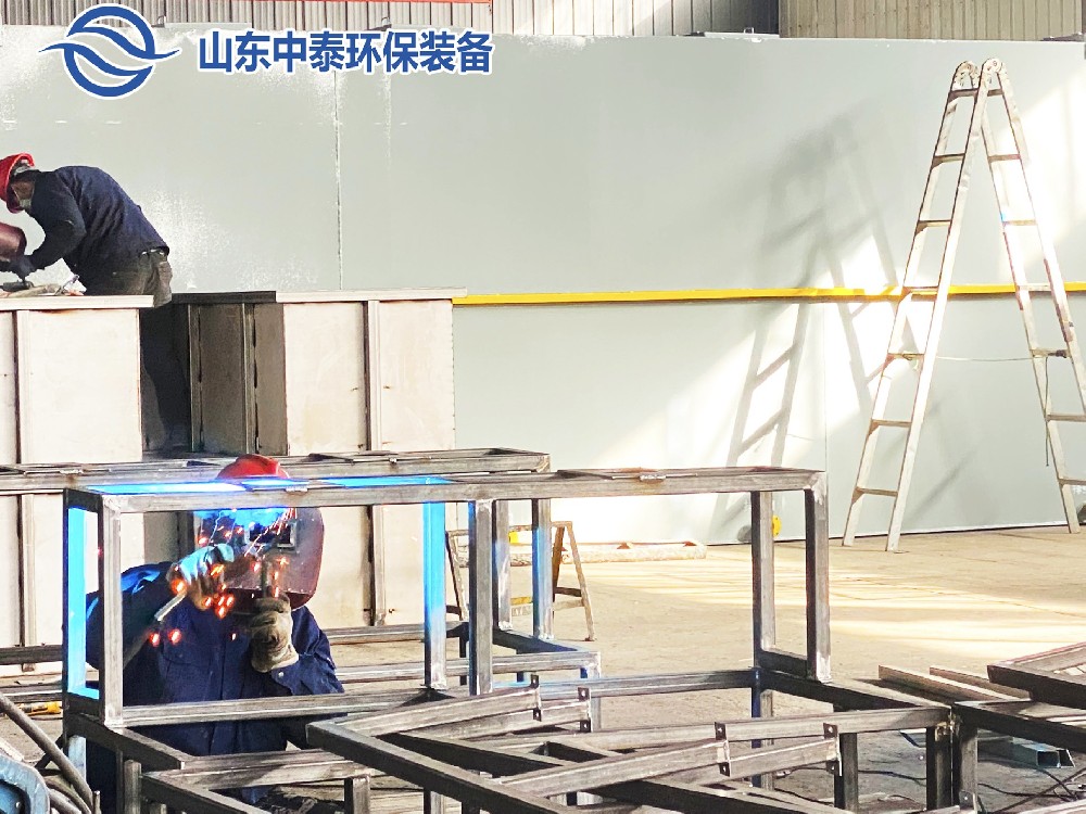 一體化污水處理設(shè)備,一體化污水處理設(shè)備廠家，集裝箱一體化污水處理設(shè)備，農(nóng)村污水處理設(shè)備、農(nóng)村一體化污水處理設(shè)備、農(nóng)村生活污水處理設(shè)備、食品污水處理設(shè)備、醫(yī)療污水處理設(shè)備